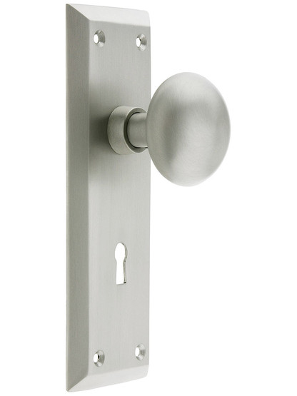 New York Style Door Set With Classic Round Knobs in Satin Nickel Finish.